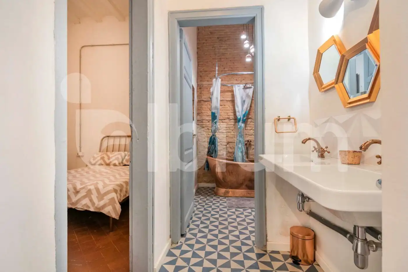 Badezimmer von Wohnung zum Verkauf in Barcelona mit Klimaanlage und Terrasse