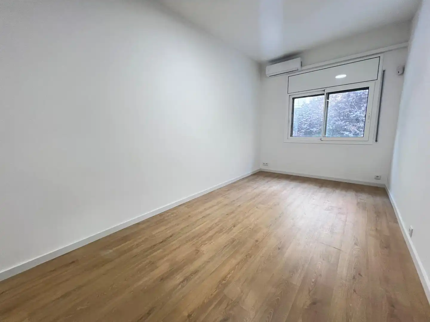 Habitación de Piso en venta en Barcelona con Aire acondicionado, Parquet y Horno