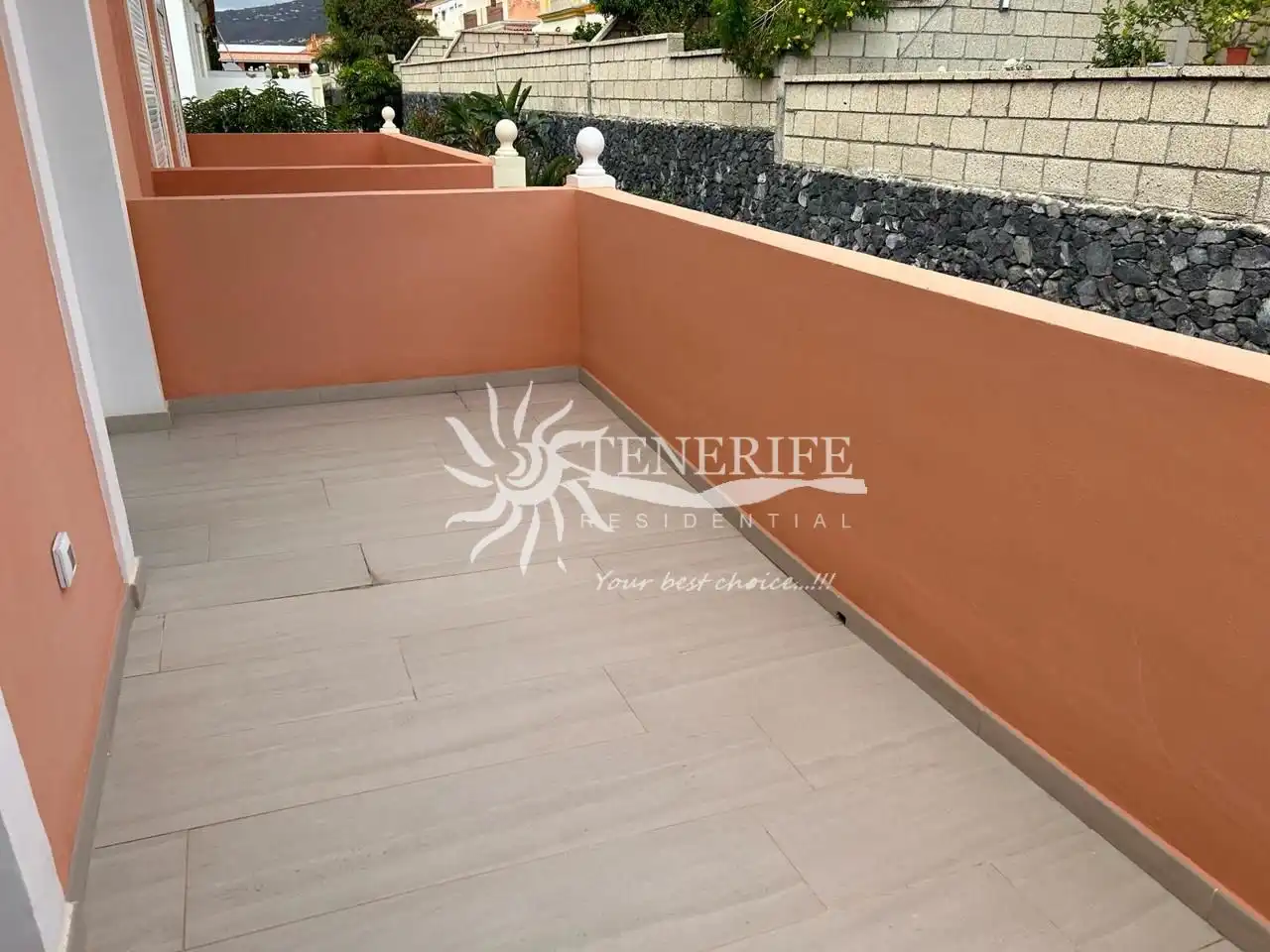 Terrassa de Casa o xalet en venda en Adeje amb Aire condicionat, Terrassa i Moblat