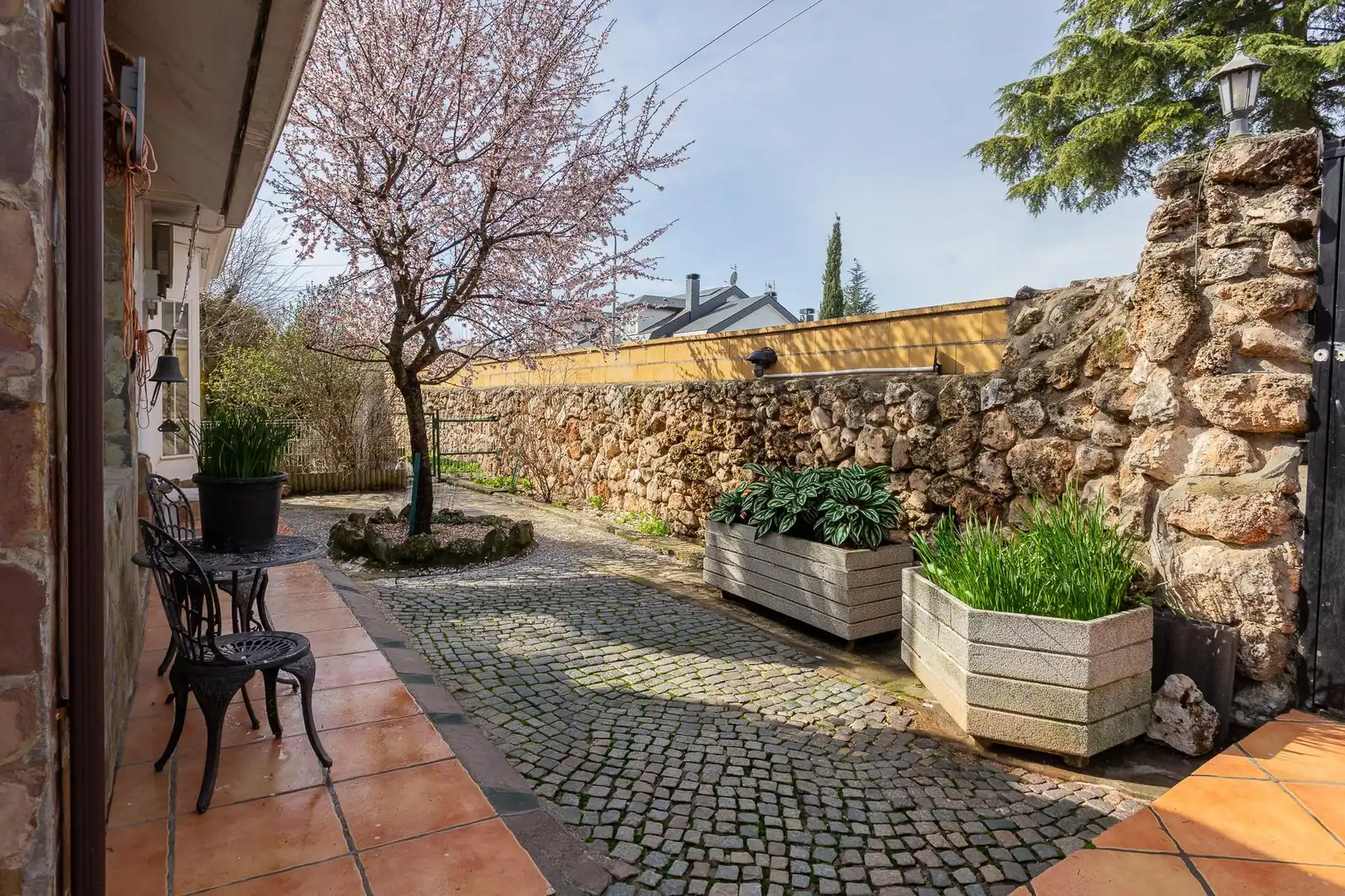 Terraza de Casa o chalet en venta en Villar del Olmo con Calefacción, Jardín privado y Terraza