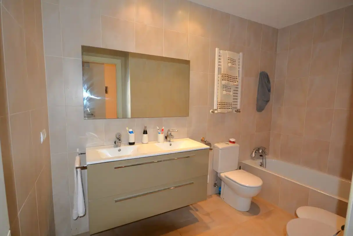 Baño de Piso de alquiler en Donostia - San Sebastián  con Calefacción