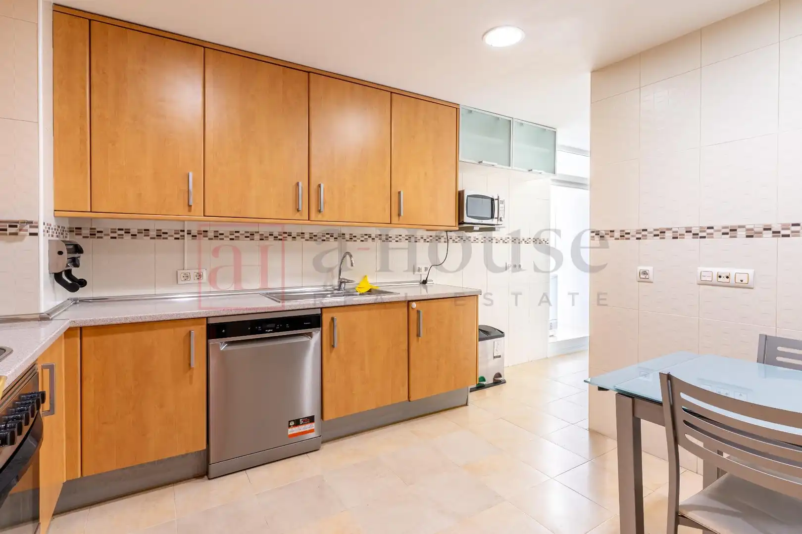 Kitchen of Flat for sale in Madrid  with Air Conditioner, Heating and Private garden