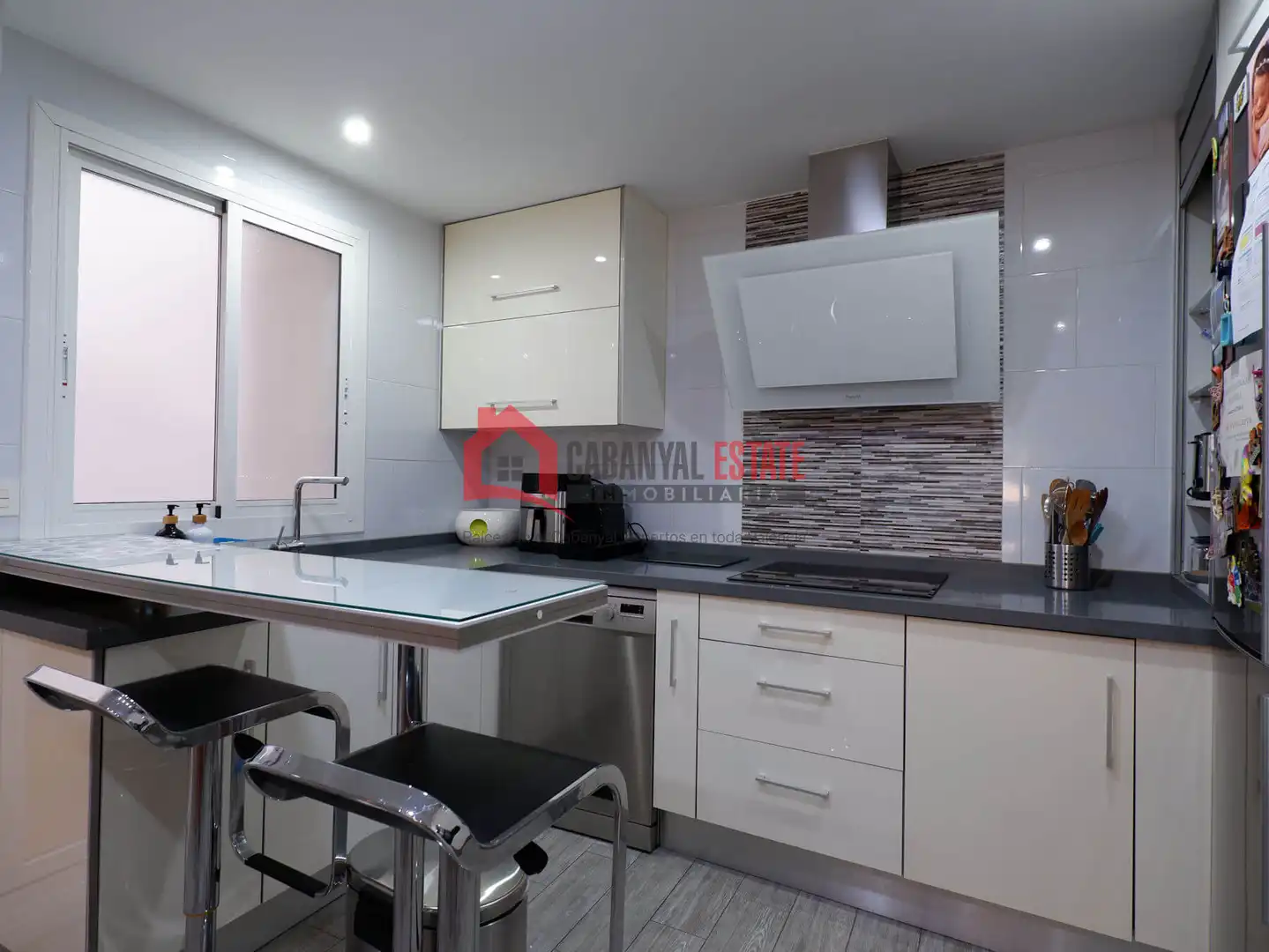 Cocina de Apartamento en venta en Valencia con Aire acondicionado y Balcón