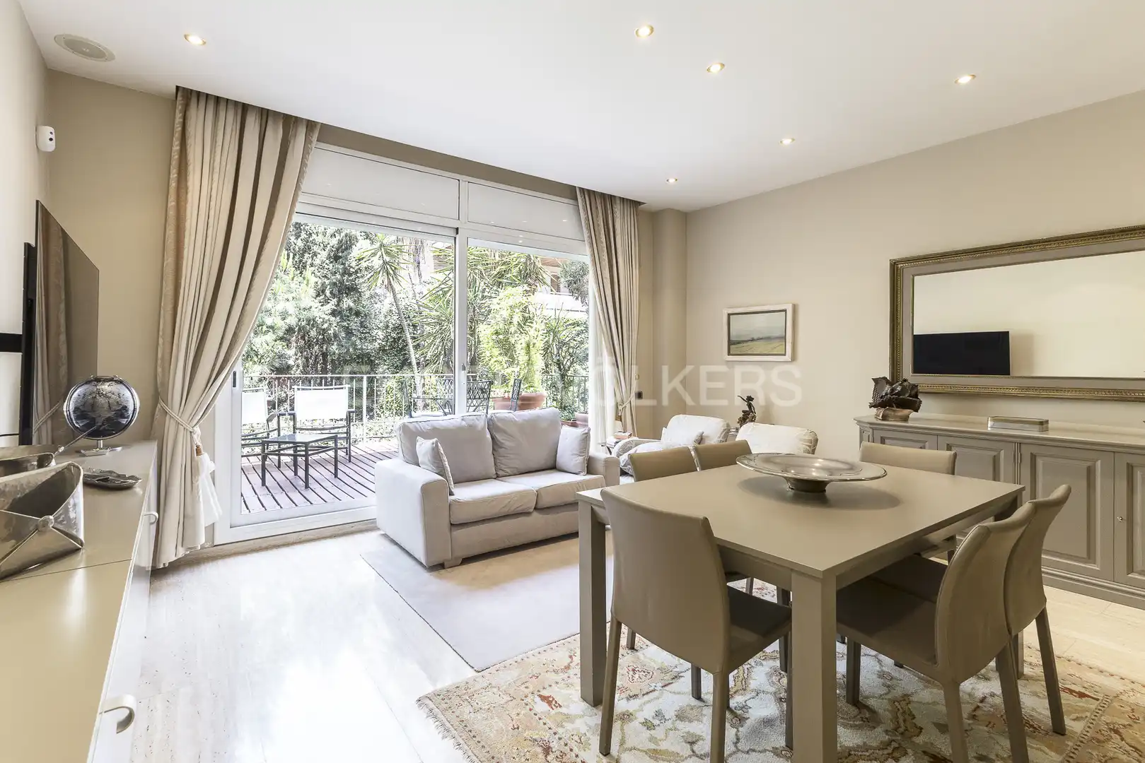 Vista exterior de Casa o chalet en venta en Barcelona con Aire acondicionado, Calefacción y Jardín privado