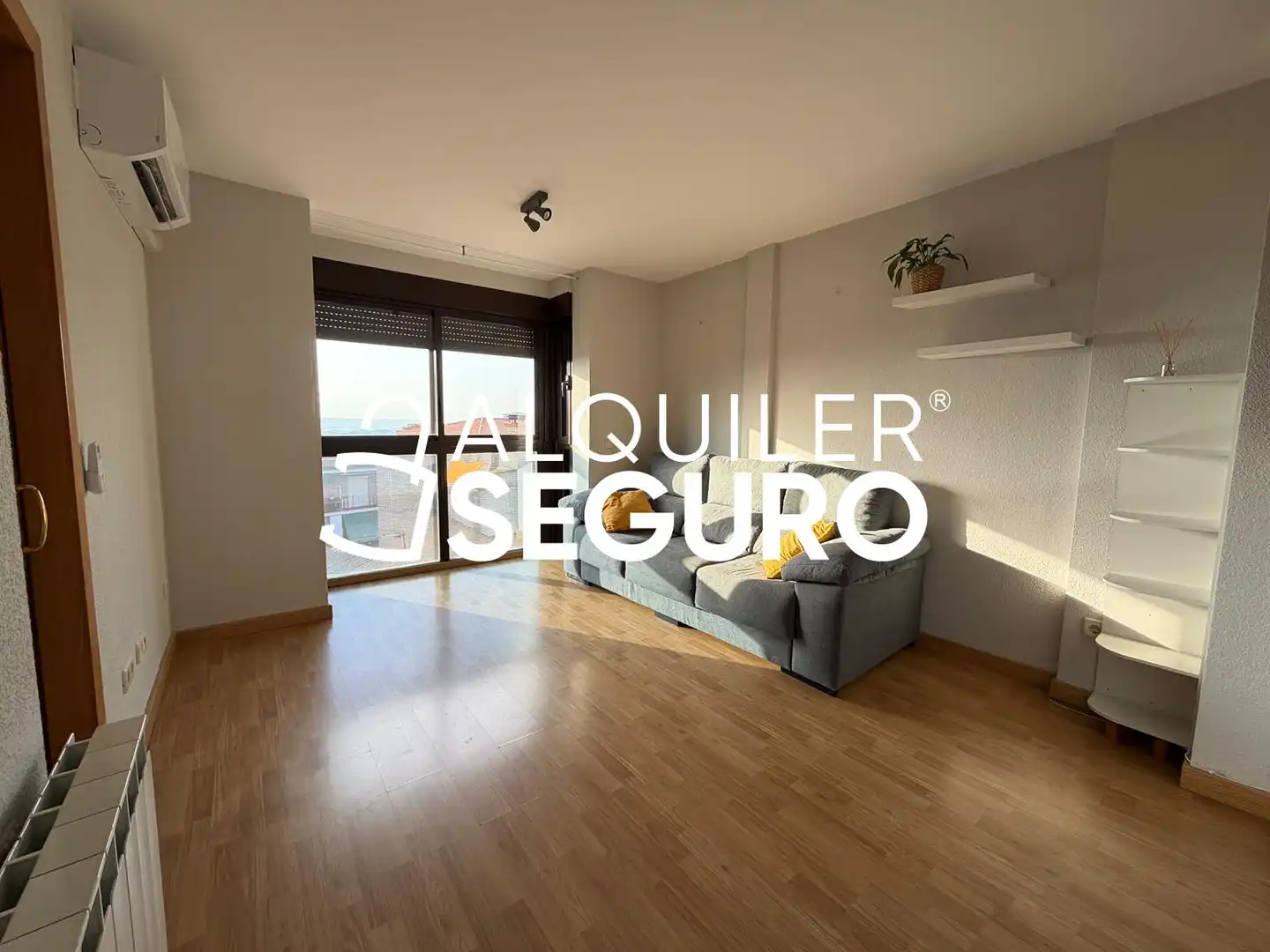 Sala de estar de Piso de alquiler en Arganda del Rey con Aire acondicionado y Terraza