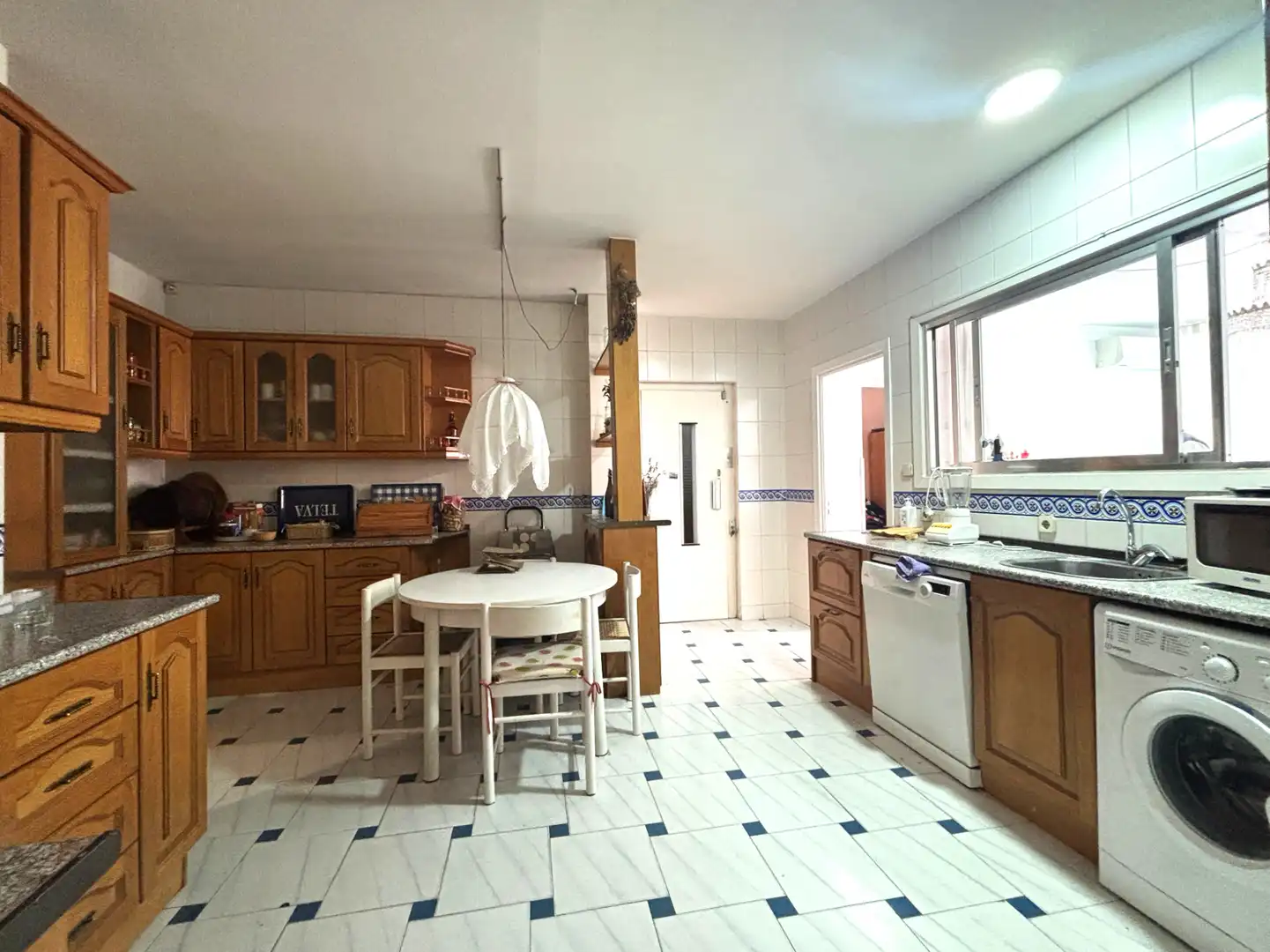 Cocina de Piso en venta en Madrid con Aire acondicionado, Calefacción y Trastero