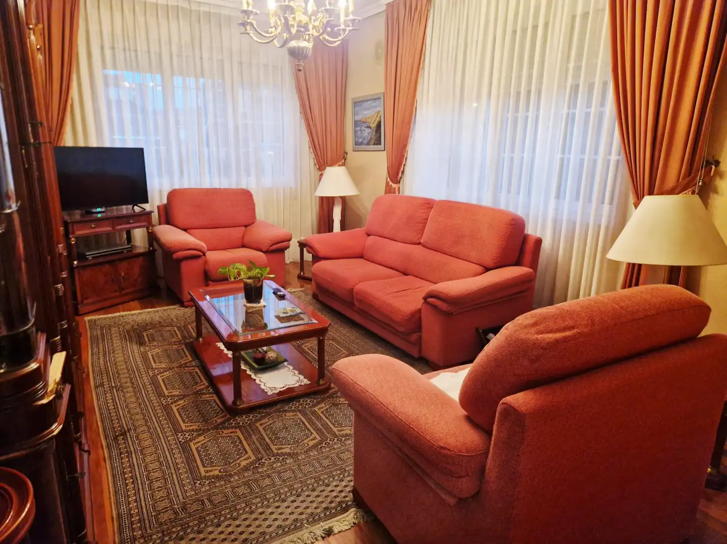 Sala de estar de Casa o chalet en venta en Castrillón con Calefacción, Terraza y Trastero