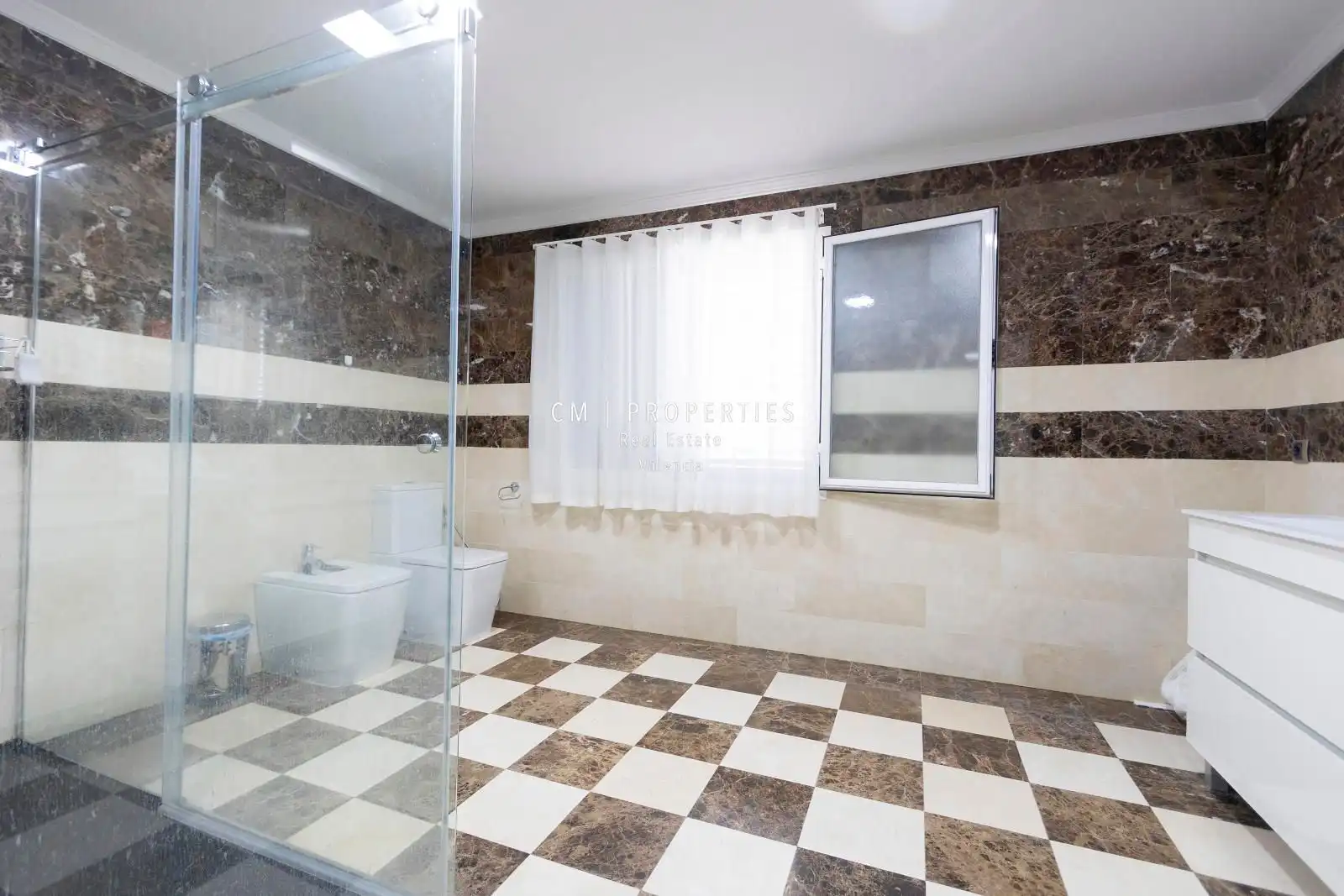 Houses for sale in Malaga, Entrepinos