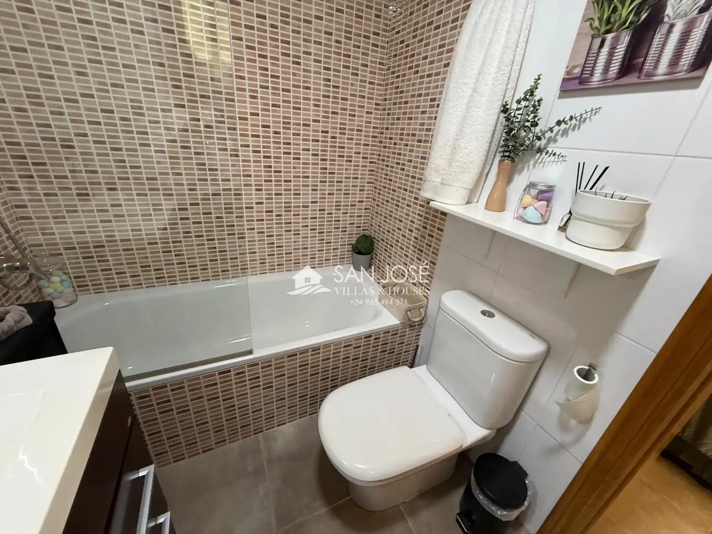 Bathroom of Detached homes for sale in Aspe  with Air Conditioner, Heating and Terrace