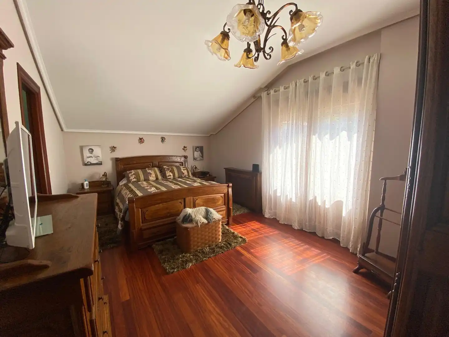 Habitación de Casa o chalet en venta en Castro-Urdiales con Calefacción, Jardín privado y Terraza