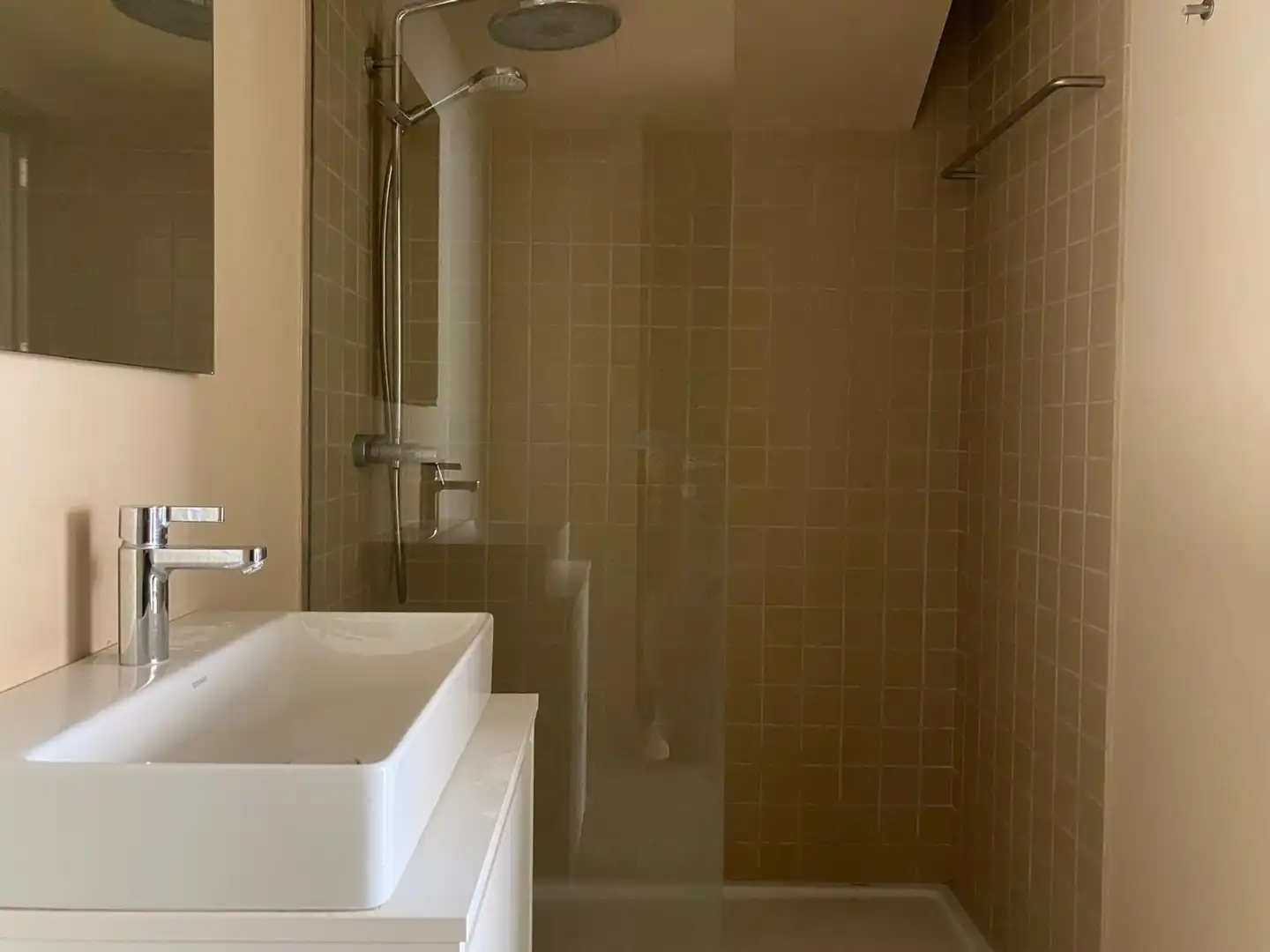 Baño de Dúplex de alquiler en  Palma de Mallorca con Terraza y Balcón