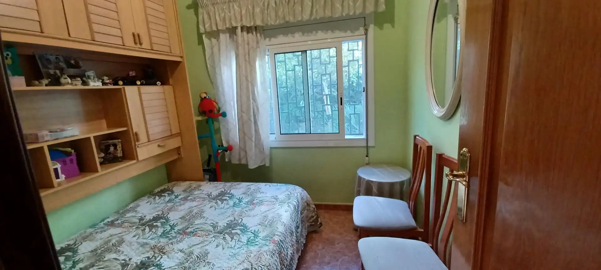 Dormitori de Casa o xalet en venda en Cubelles amb Jardí privat