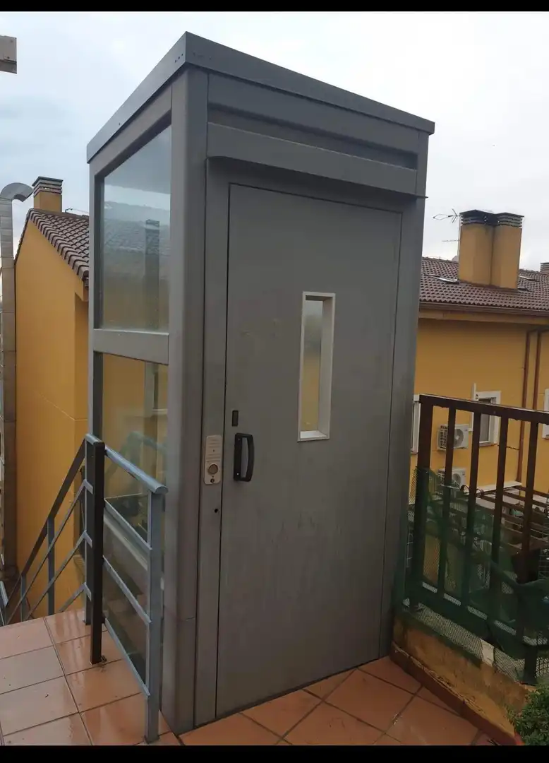 Haus oder Chalet zum Verkauf in El Molar (Madrid) mit Klimaanlage, Heizung und Privatgarten
