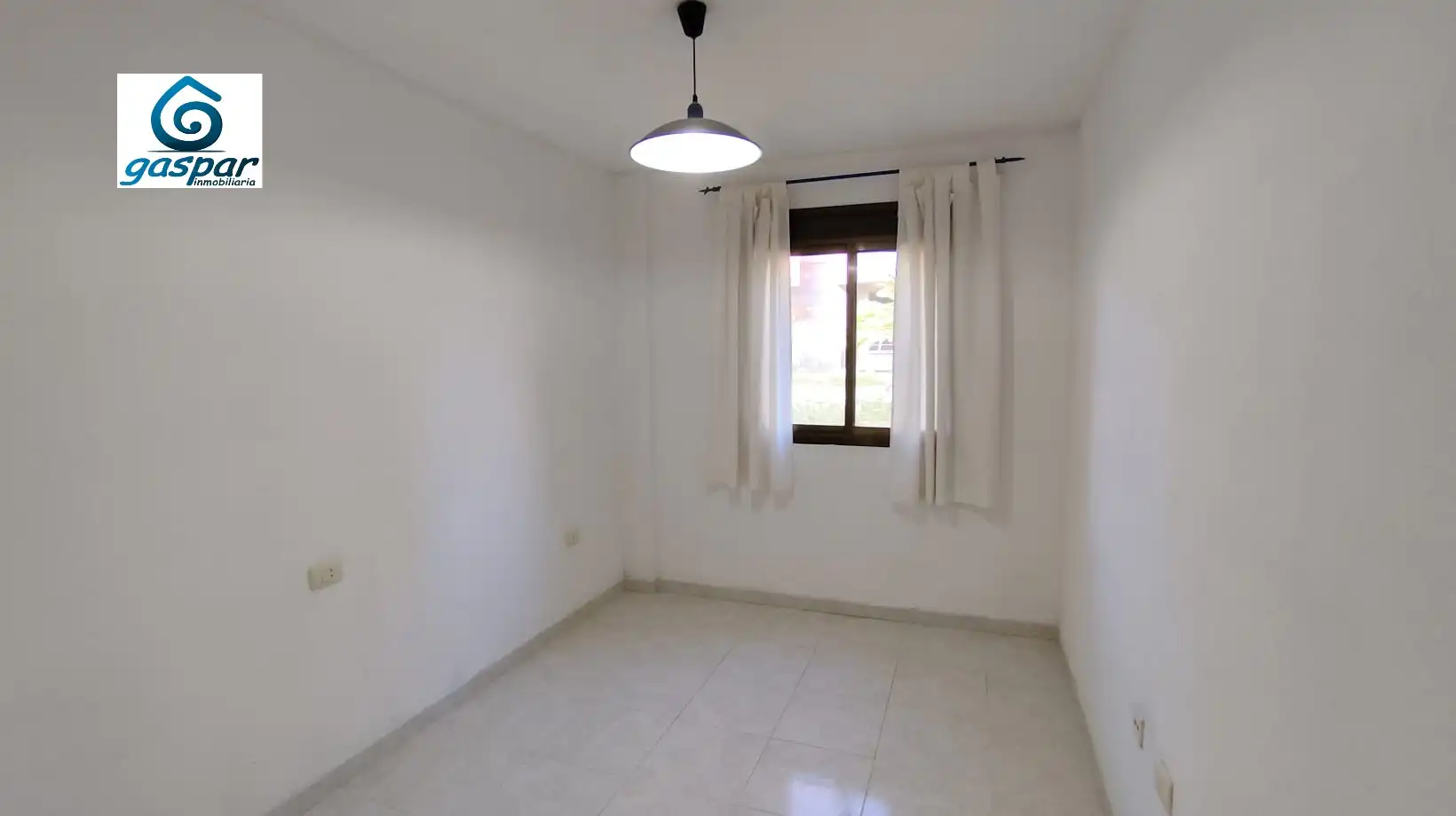 Habitación de Piso de alquiler en San Cristóbal de la Laguna con Jardín privado, Horno y Balcón
