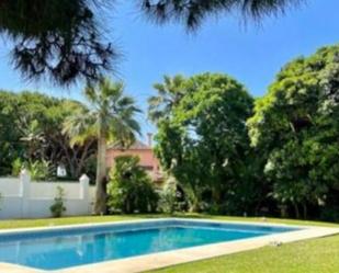 Garden of House or chalet to rent in Marbella  with Air Conditioner, Heating and Private garden