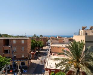 Vista exterior de Pis en venda en  Almería Capital amb Aire condicionat