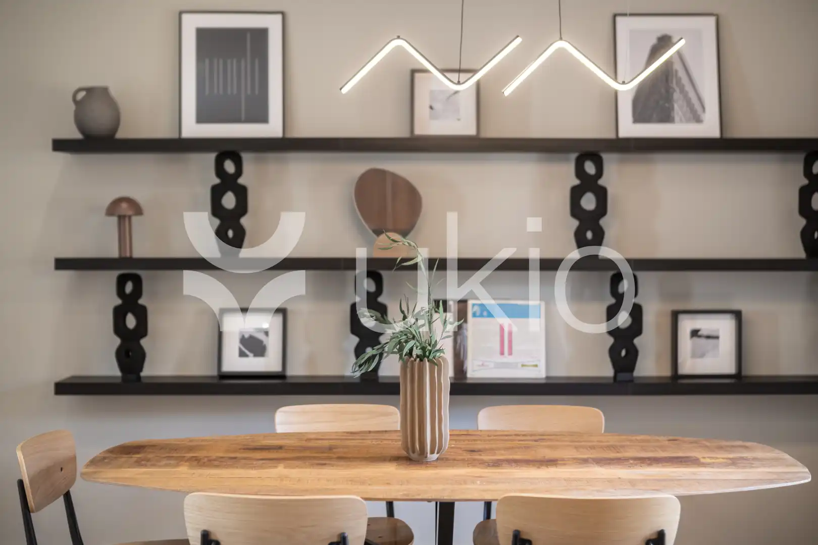 Comedor de Apartamento de alquiler en Madrid con Aire acondicionado, Calefacción y Amueblado