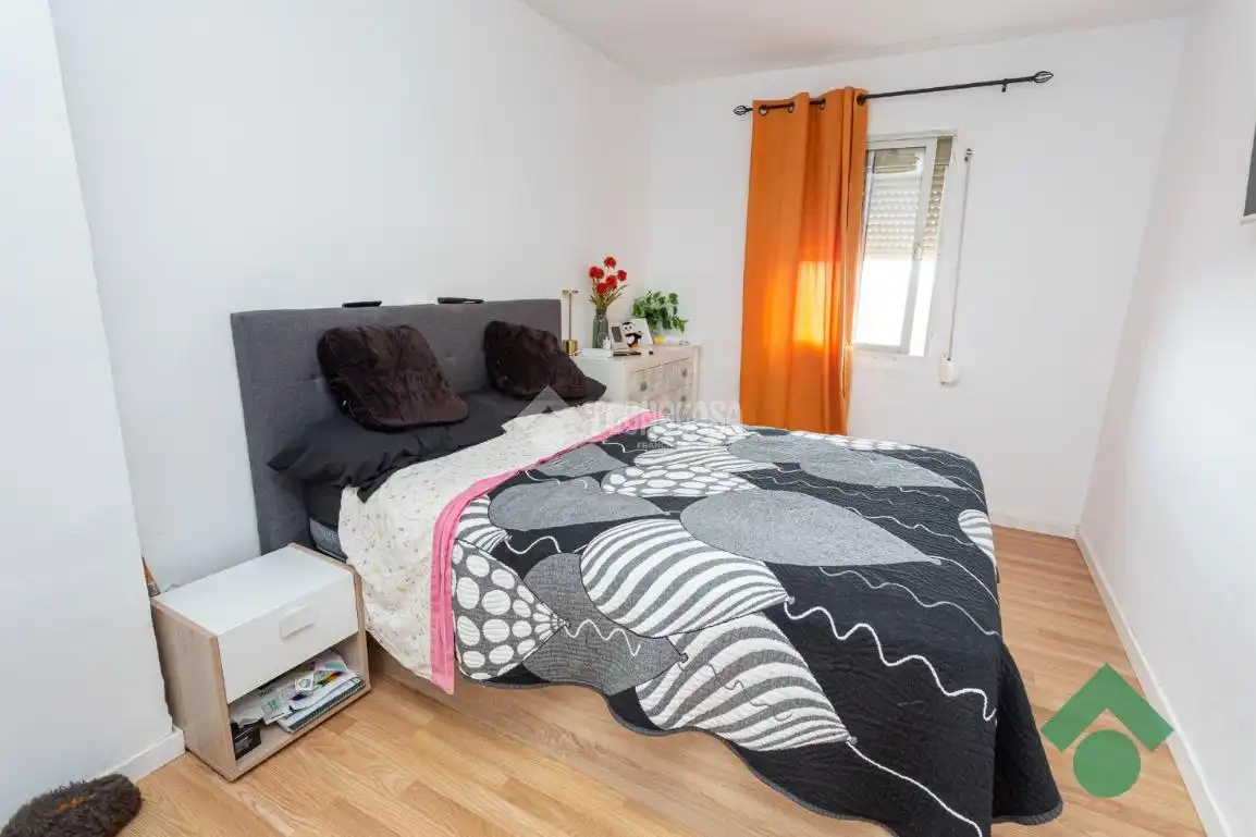 Bedroom of Flat for sale in Algeciras  with Furnished