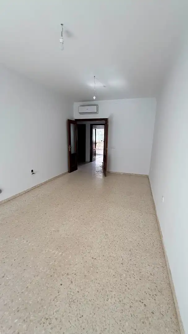 Detached homes for sale in Cantillana  with Air Conditioner, Terrace and Oven
