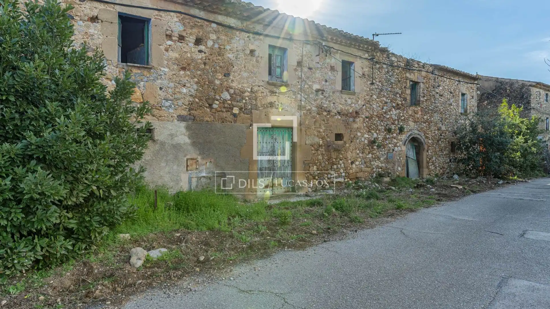 Country homes for sale in Pontós  with Private garden