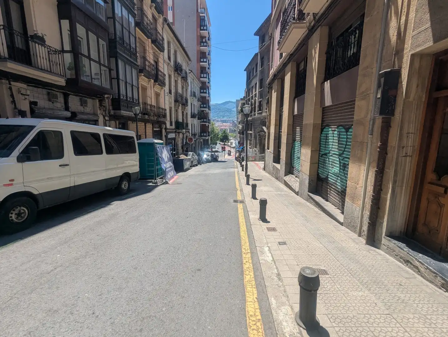 Vista exterior de Pis en venda en Bilbao  amb Moblat