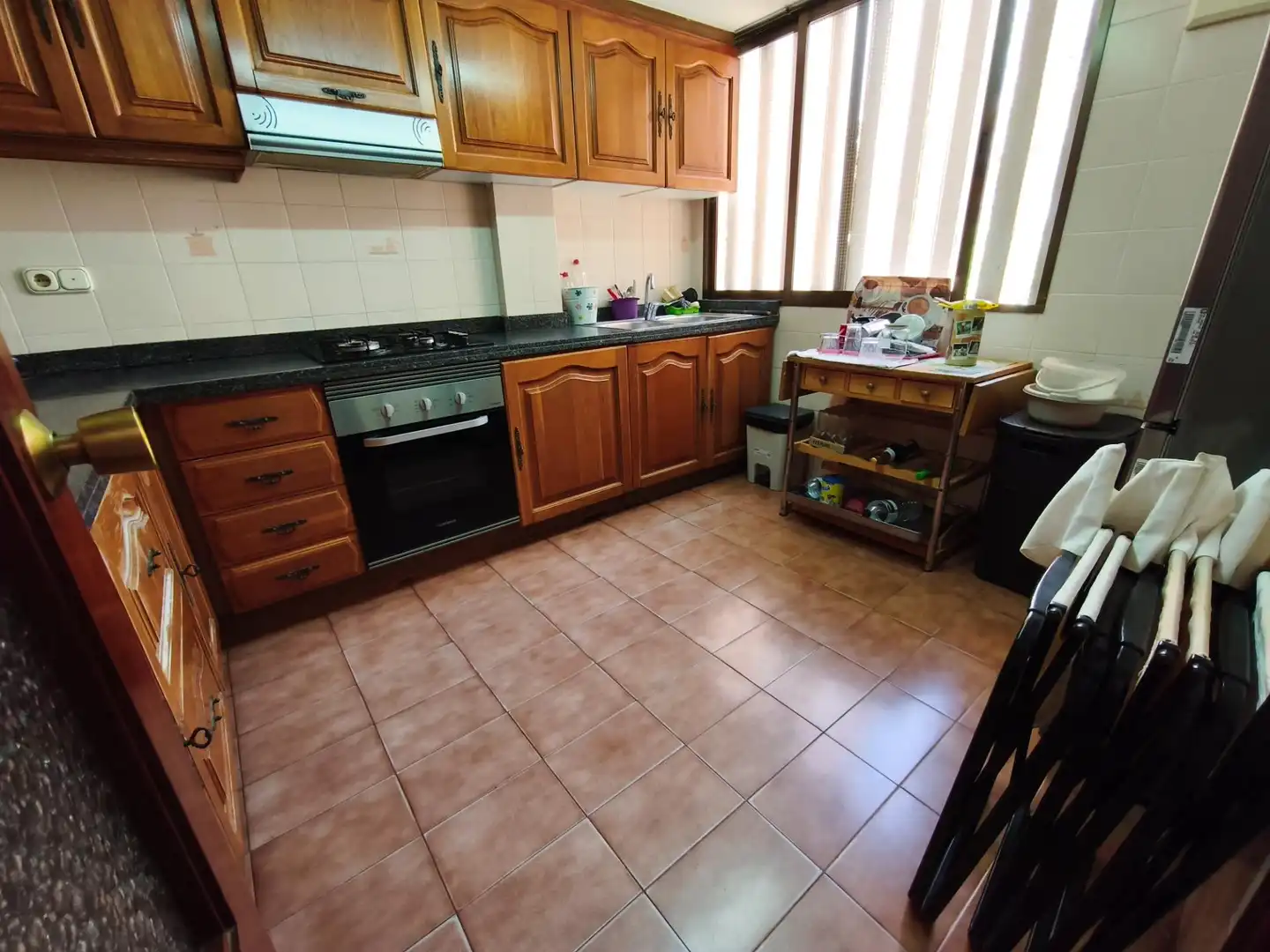 Cuina de Casa adosada en venda en Benidorm amb Aire condicionat, Jardí privat i Terrassa