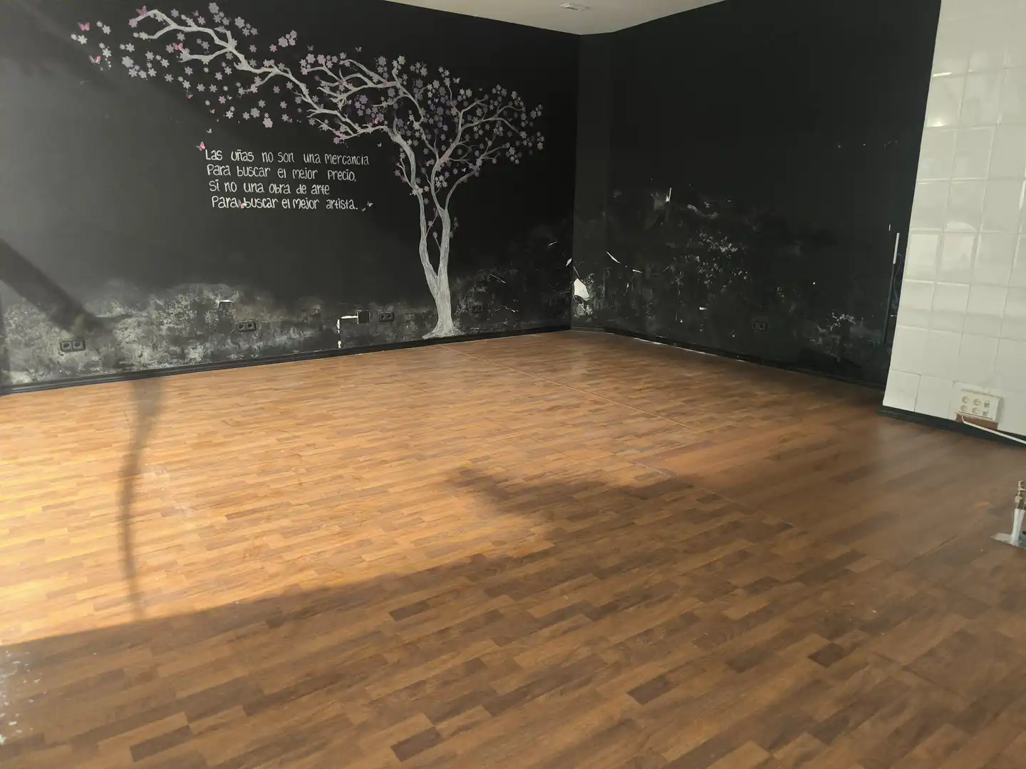 Local en venta en Avenida de las Provincias, 37, La Serna
