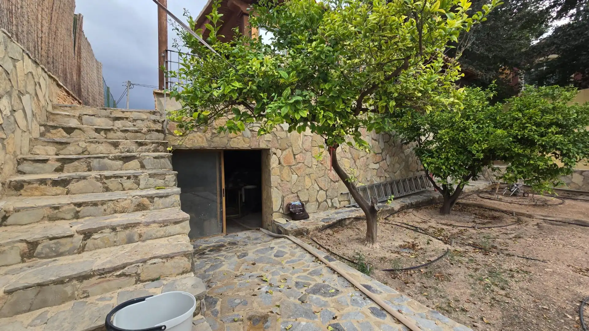 Vista exterior de Casa o chalet en venta en Partidas de Alicante