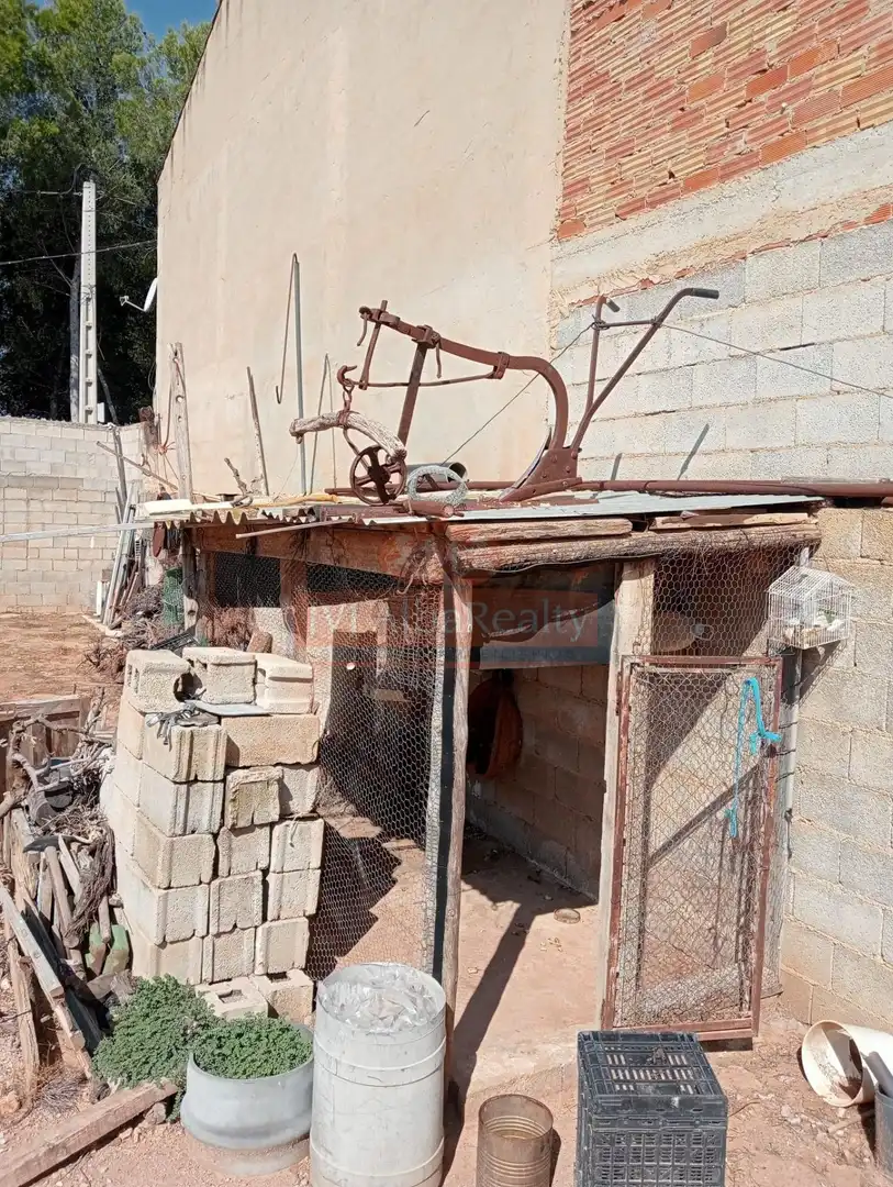 Vista exterior de Casa o xalet en venda en Pozohondo amb Aire condicionat i Jardí privat