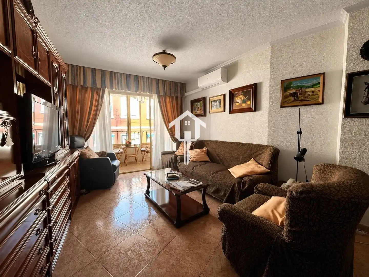Sala de estar de Piso en venta en Alicante / Alacant con Aire acondicionado, Amueblado y Balcón
