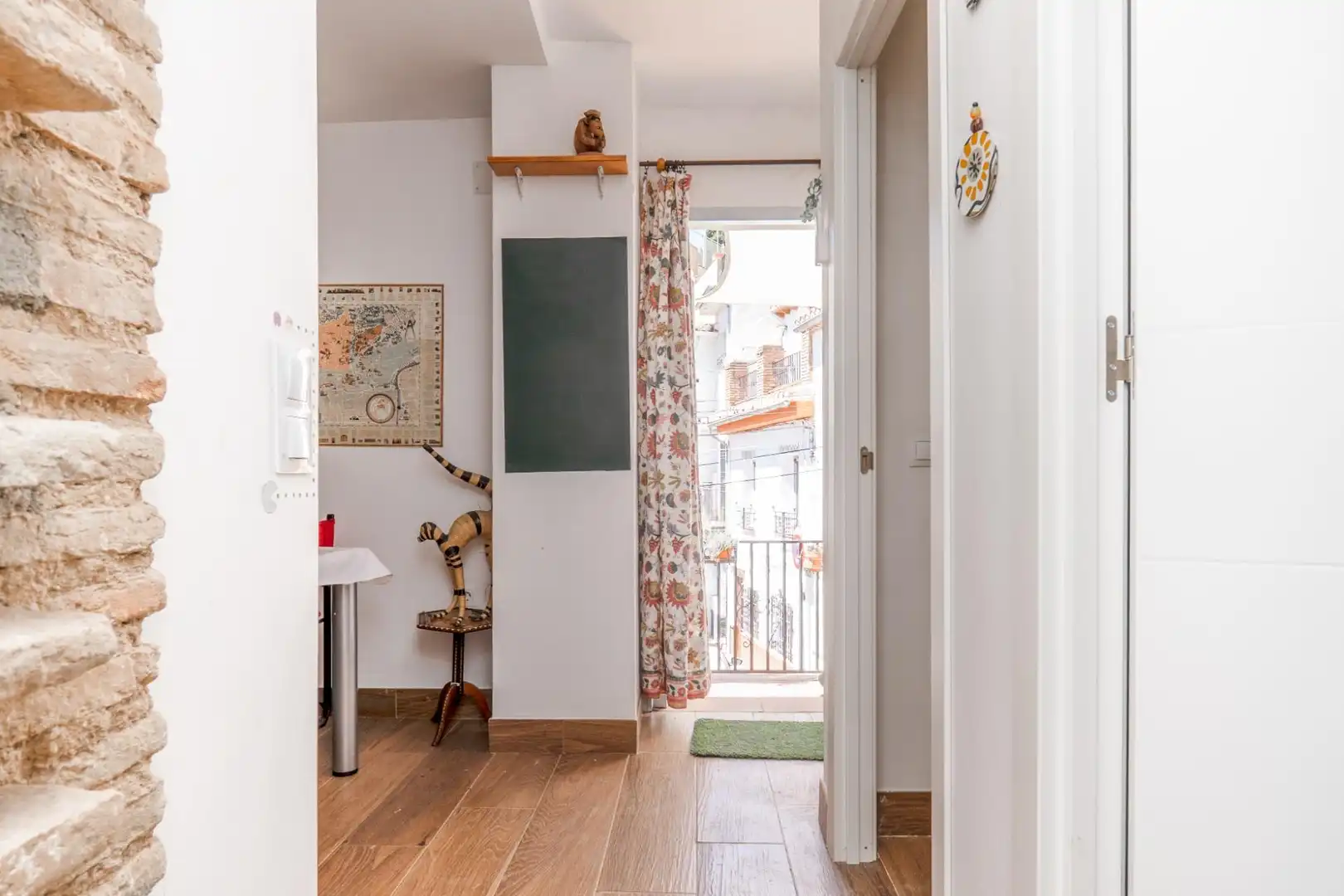 Houses for sale in Granada  with Air Conditioner, Terrace and Furnished