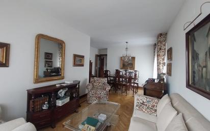 Wohnzimmer von Wohnung zum verkauf in Valladolid Capital mit Heizung, Privatgarten und Terrasse