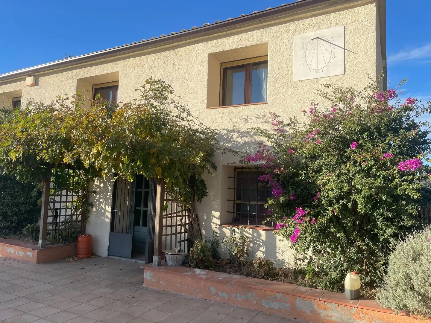 Vista exterior de Finca rústica en venta en Quart con Calefacción, Jardín privado y Parquet