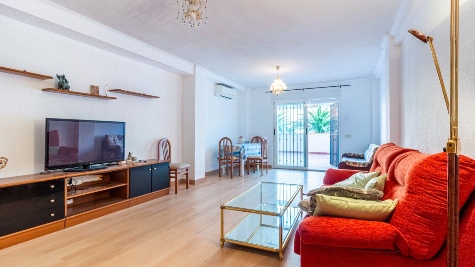 Living room of Flat for sale in Dénia  with Air Conditioner, Heating and Terrace