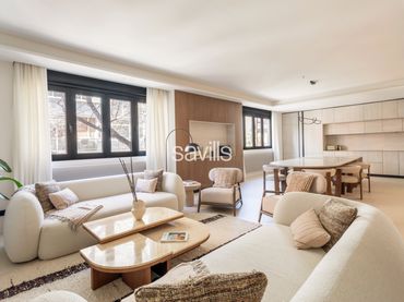 Wohnung mit Aufzug zum Verkauf in Calle de Castelló