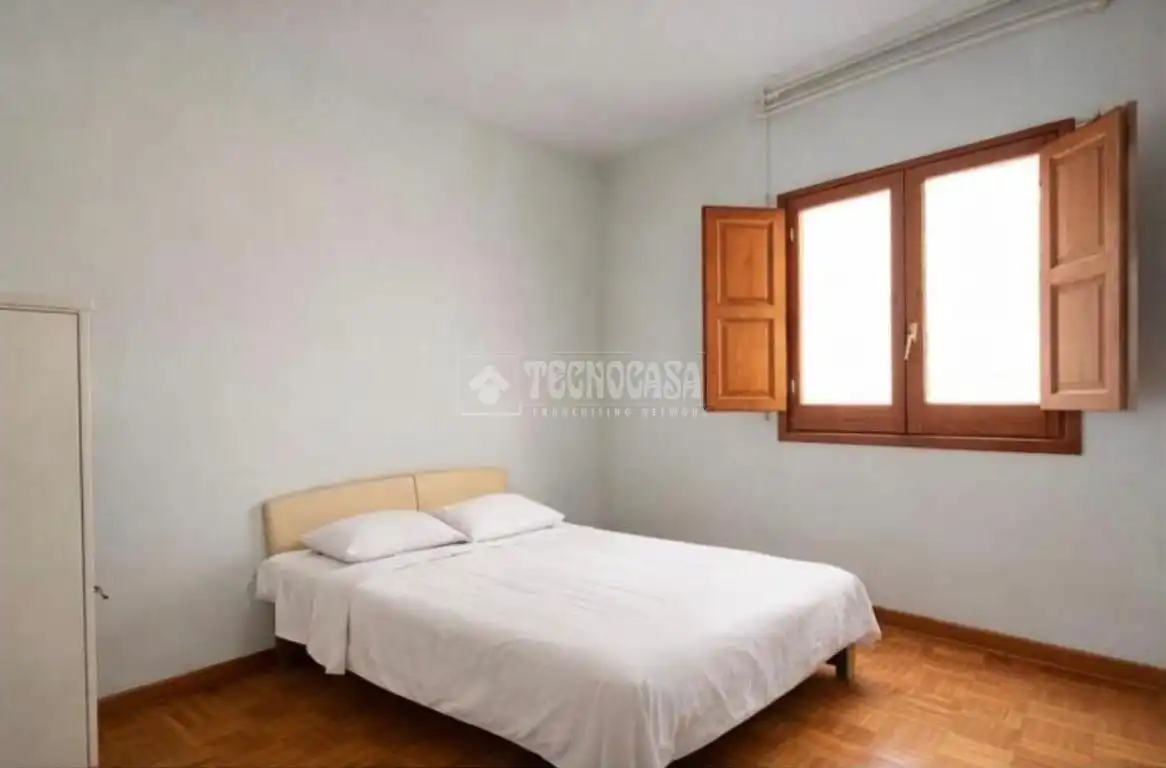 Habitación de Piso en venta en Barcelona con Terraza y Balcón