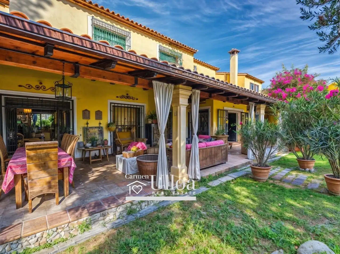 Terrassa de Casa o xalet en venda en Alicante / Alacant amb Jardí privat, Terrassa i Traster