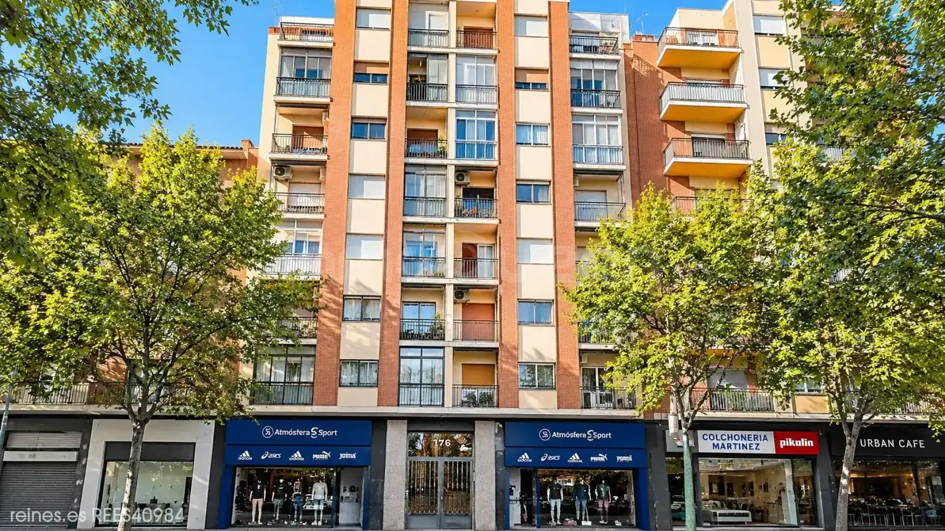 Vista exterior de Pis en venda en Zaragoza amb Calefacció, Terrassa i Moblat