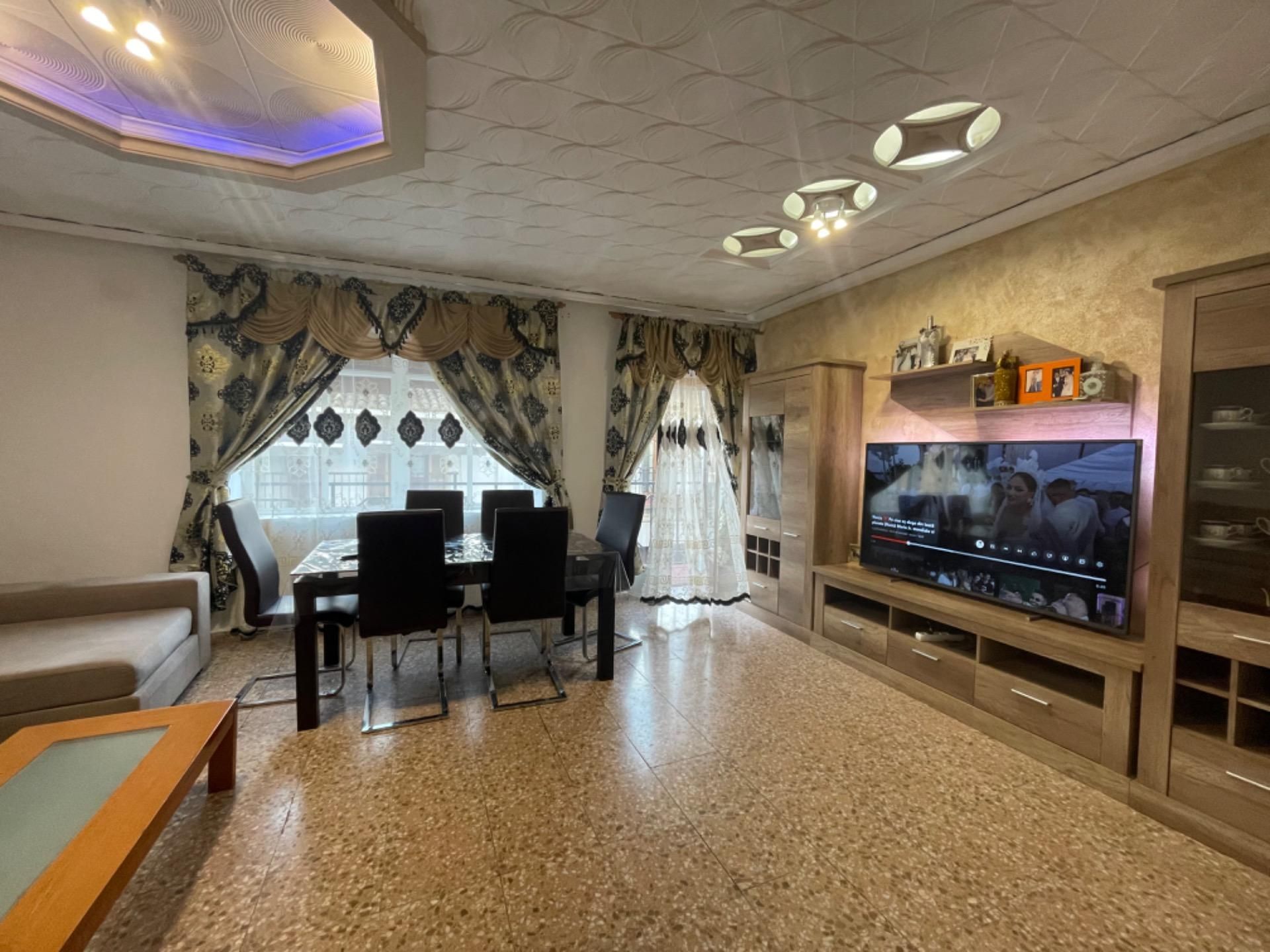 Menjador de Pis en venda en Alcàntera de Xúquer amb Moblat i Balcó