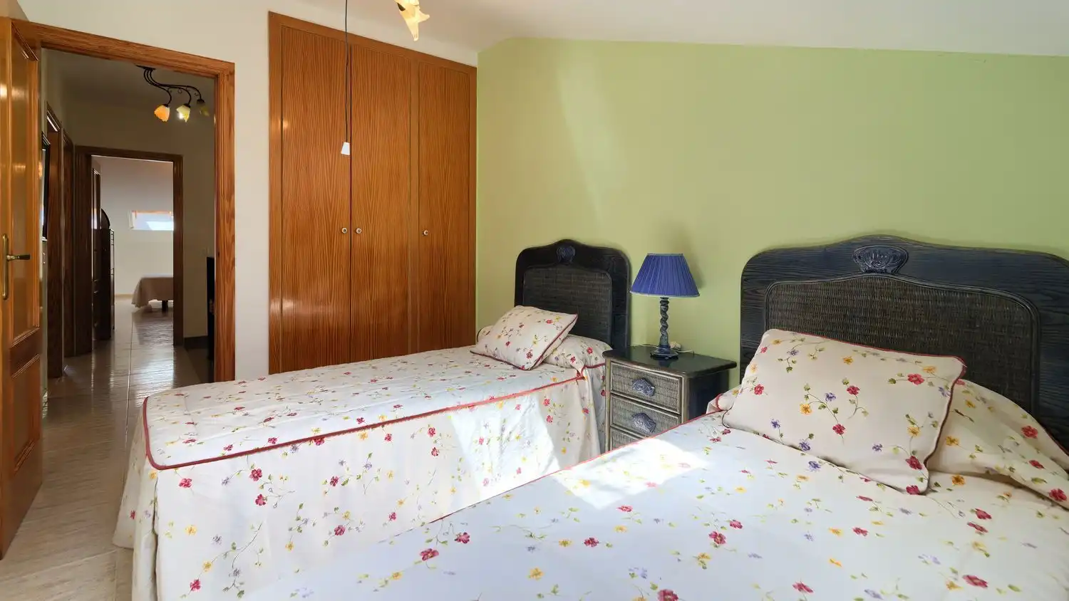 Habitación de Casa o chalet de alquiler en Sagunto / Sagunt con Terraza