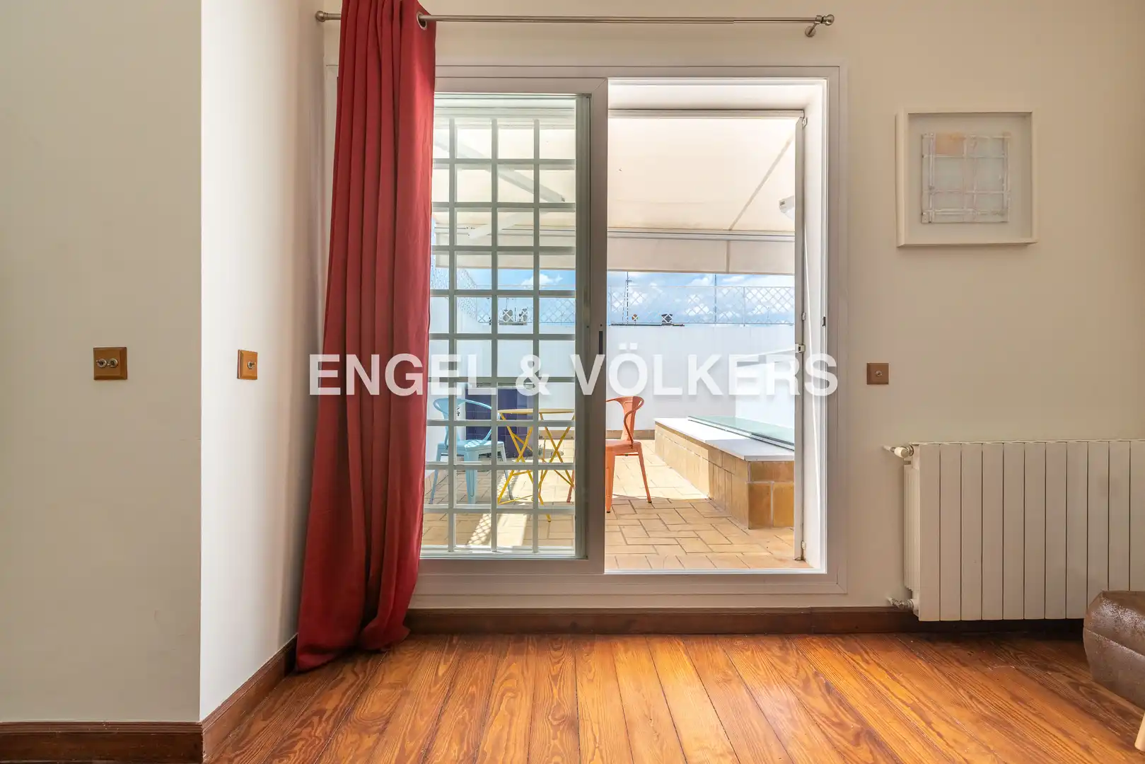 Attic for sale in Sevilla  with Air Conditioner, Heating and Terrace