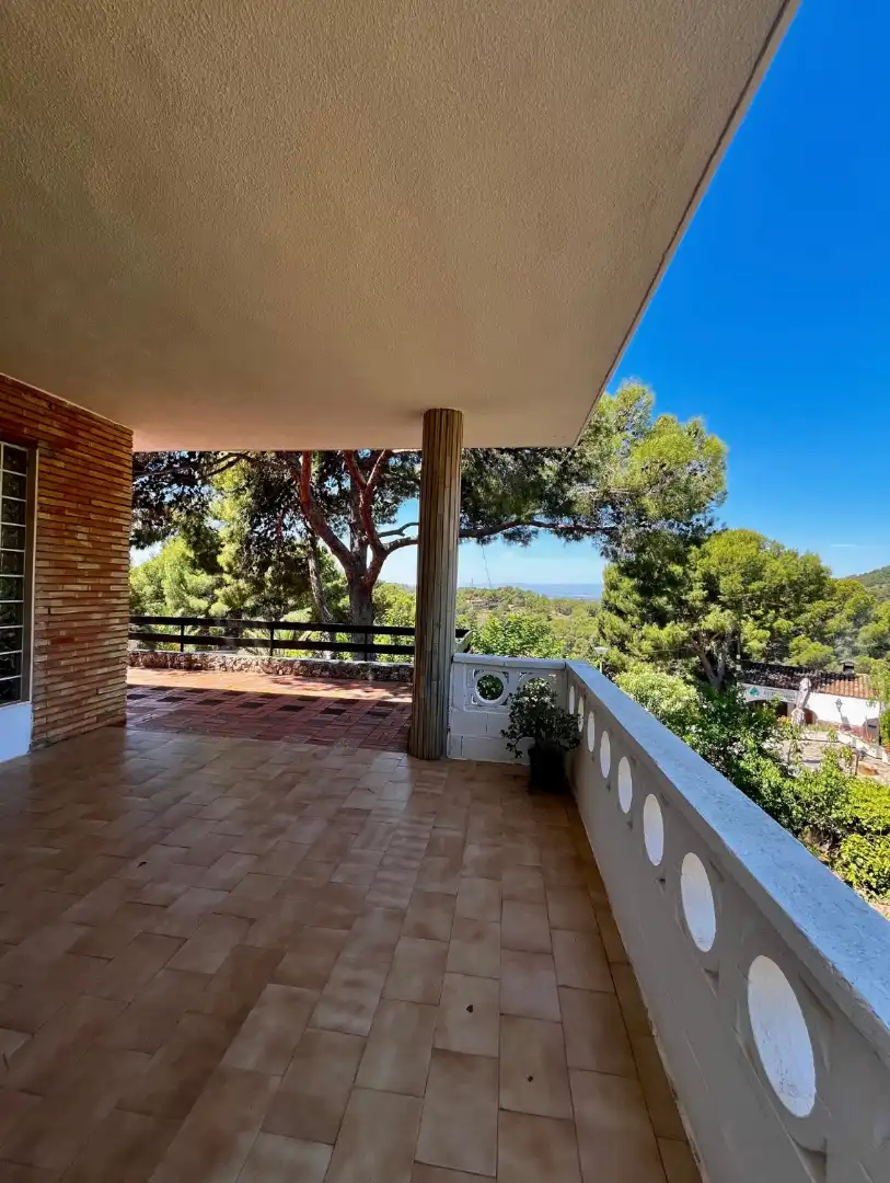 Xalet amb piscina en venda a Avinguda dels Germanells, imagen 3