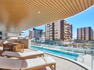 Mini appartamento con balcone in vendita a Puerto Deportivo