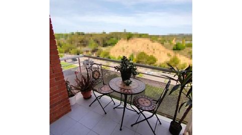 Foto 4 de Piso en venta en Calle Abla, Can Boada, Terrassa