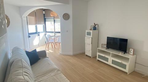 Foto 2 de Apartamento de alquiler en Avenida Duque de Ahumada, Playa Bajadilla - Puertos, Marbella