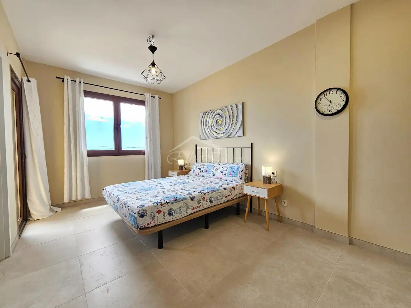 Habitación de Casa adosada de alquiler en San Miguel de Abona con Terraza y Amueblado