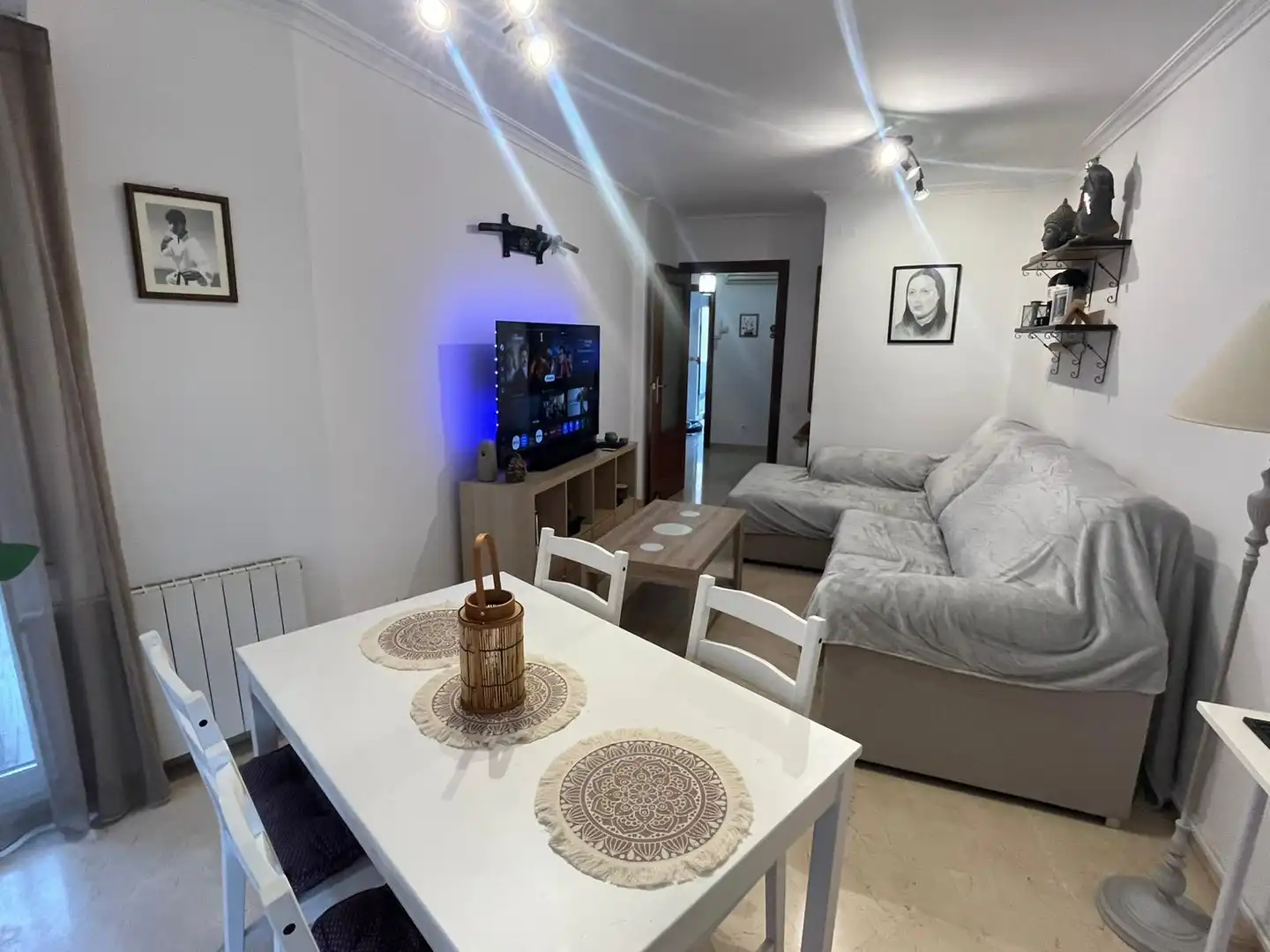 Sala de estar de Piso en venta en Lleida con Calefacción, Trastero y Amueblado