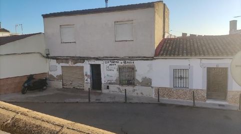 Chalet adosado en venta en Calle Martinete, 23700, Linares