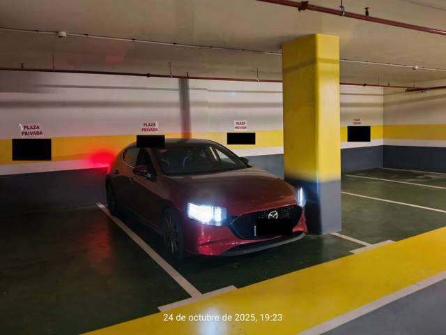 Garaje en Alquiler en Praza Veiga da Eira, 1 en Zona Fernández Ladreda