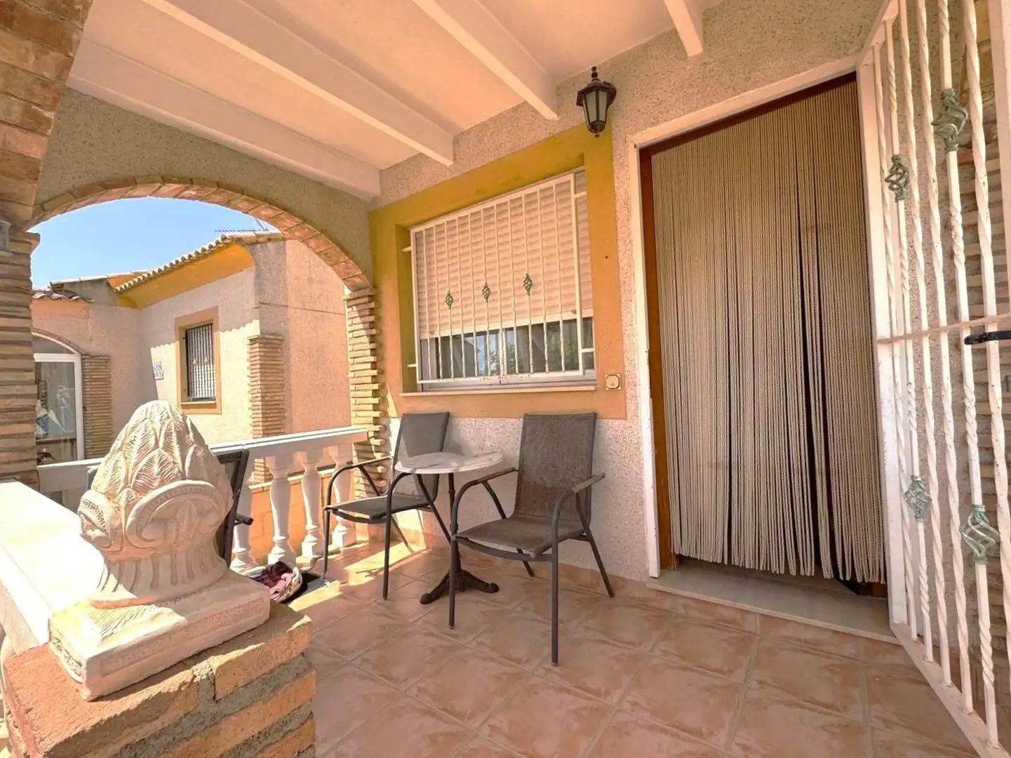 Terrassa de Casa adosada en venda en Polop amb Aire condicionat, Jardí privat i Terrassa